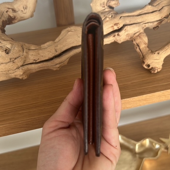 Authentic LV monogram men’s wallet - Picture 5 of 9